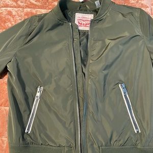 NWT Levi’s woman’s green jacket! Never worn